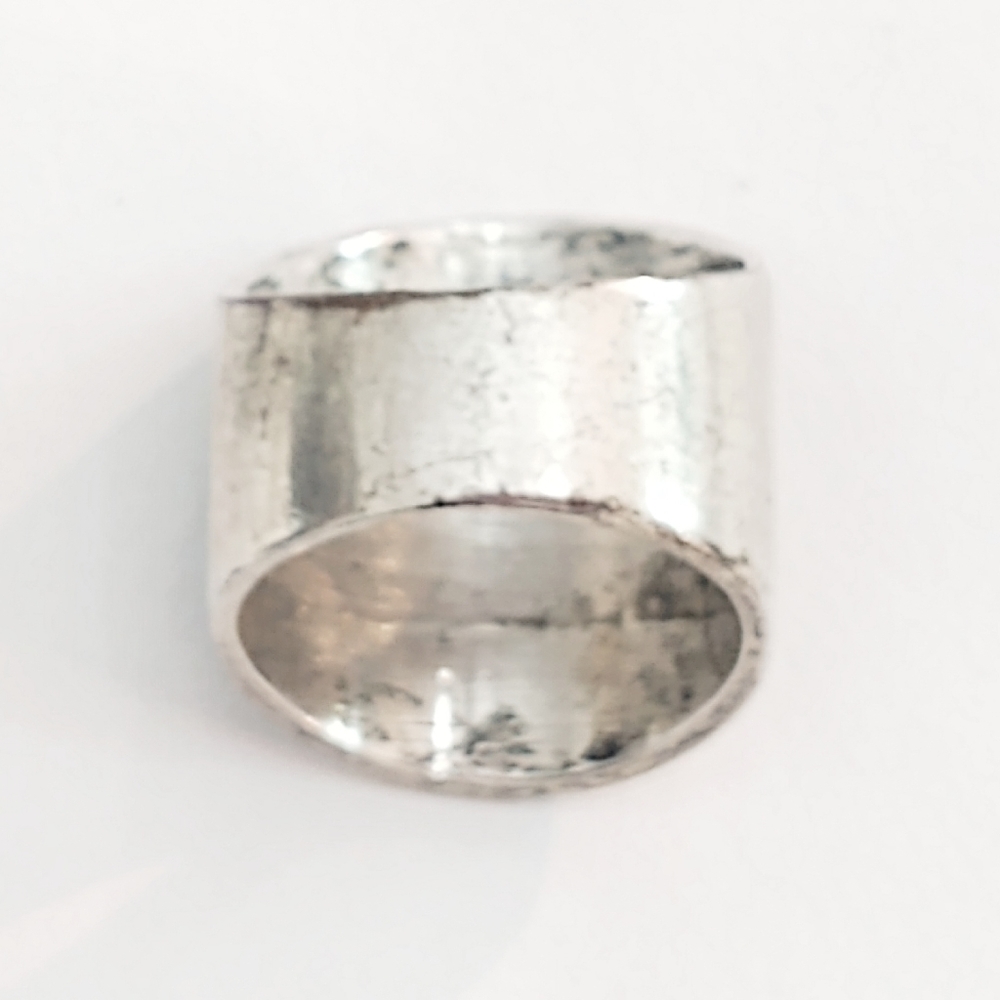 Vintage Silver & Enamel Wide Ring- Size 7 - Picture 5 of 5